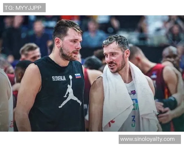 杭州篮球队在欧锦赛积分榜上以50分稳居第一名展现强劲实力