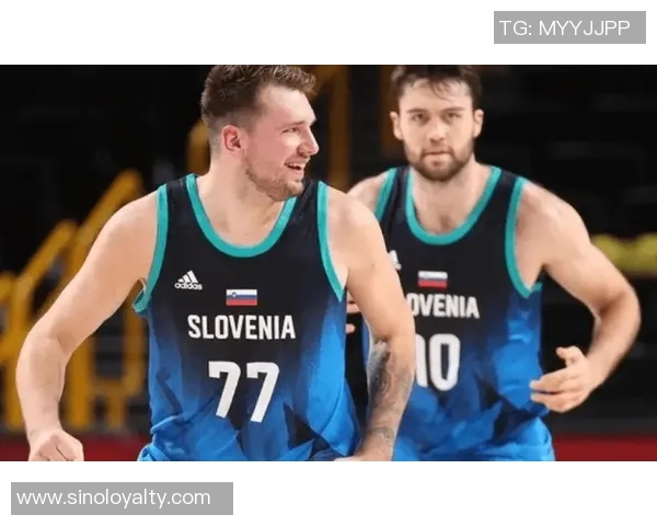 巴西男篮对决加拿大队精彩赛事回顾与分析